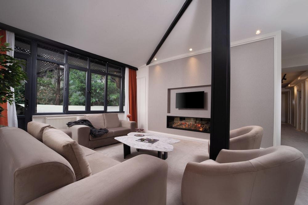 Walton Gardens Pera Room Type - Three Bedroom Apartment