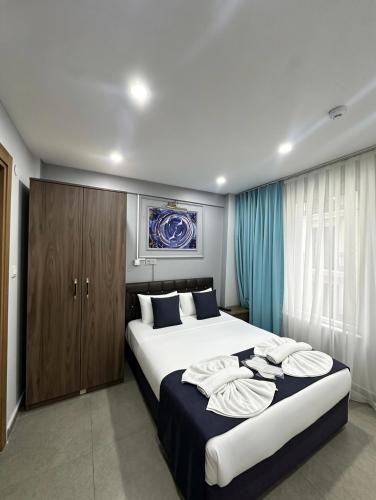 Istanbul Terrace Hotel Room Type - Triple Room Istanbul Terrace Hotel Room Type - Triple Room