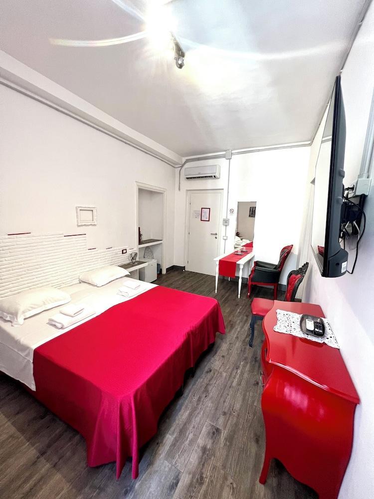 Relais Cola di Rienzo Room Type - Standard Double or Twin Room Relais Cola di Rienzo Room Type - Standard Double or Twin Room