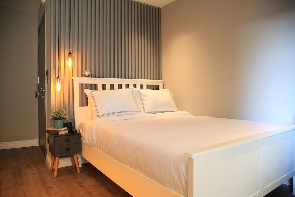 Hotel Bronte Room Type - Economy Room