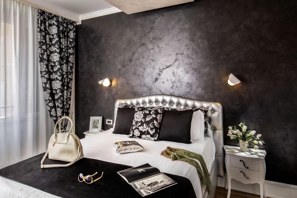 I Fiumi Di Navona Room Type - Deluxe Double Room (RIO)