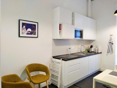 Casa Italiano - BestBnB Garbatella Room Type - Triple Room with Private Bathroom