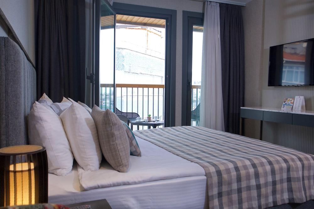 Dosso Dossi Hotels Yenikapi Room Type - Standard Double Room with Balcony