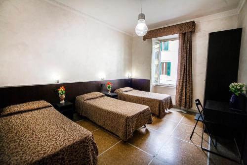 FUNNY HOLIDAY ROME Room Type - Superior Triple Room