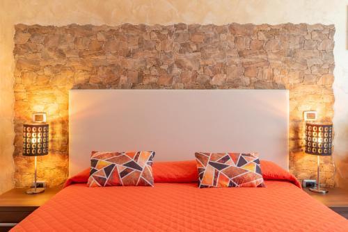Alis Laura Guest House - 10 mins to Colosseum, Modern & Near Metro - Tap to explore photos