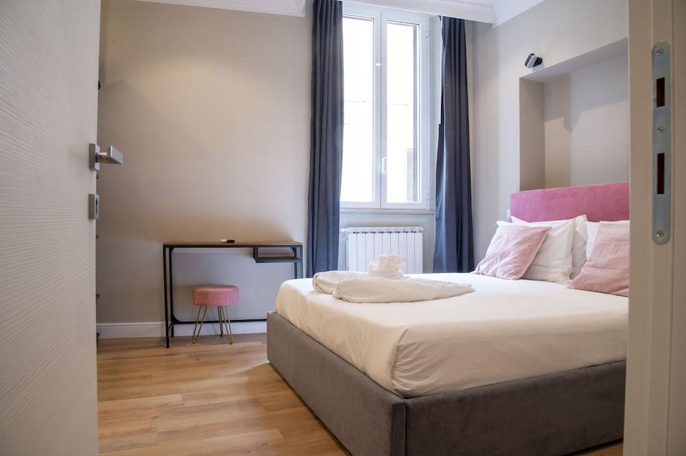 AD Suites Tritone Room Type - Standard Room