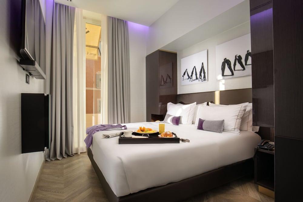 Hotel La Place Room Type - Classic Room, Balcony