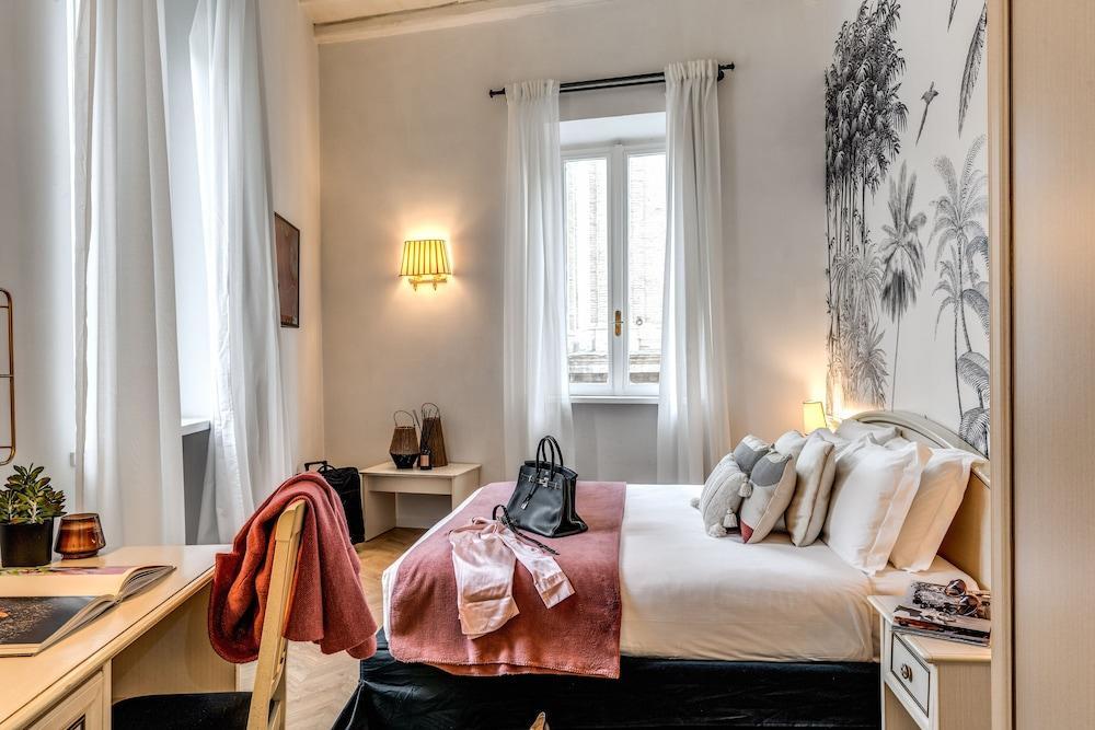Baboon Room Room Type - Superior Double Room