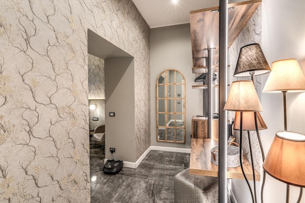 Apollo Boutique Hotel Room Type - Deluxe Double Room, Jetted Tub