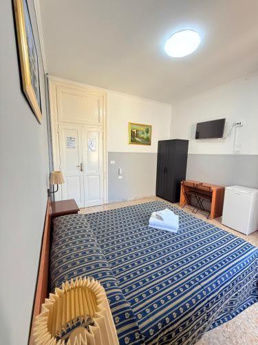 Vertex Suite Room Type - Double Room with Private Bathroom