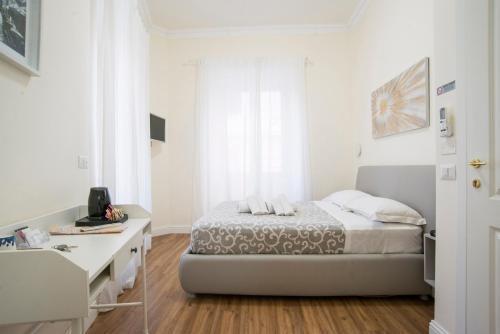 Francy Guest House Room Type - Superior Double Room