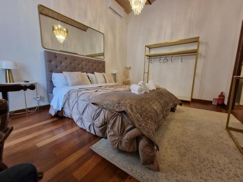 DrsRome - Roman's Ruins Colosseum Room Type - Standard Apartment