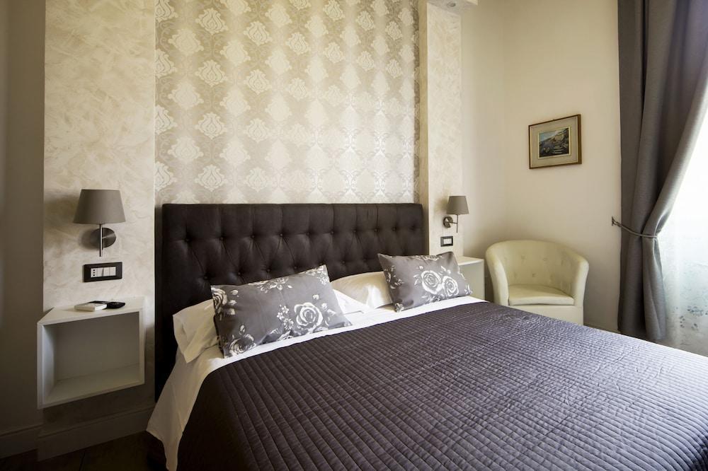 Residenza Tupini S.Pietro Suites Room Type - Classic Room