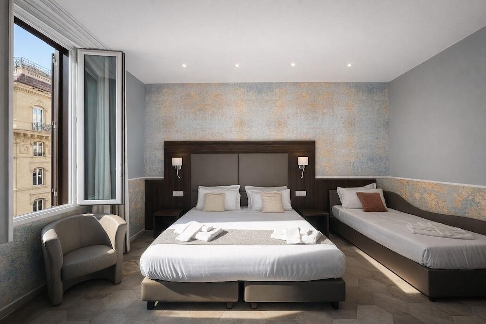 Bramble Luxury Suites Room Type - Family Studio Suite, 1 Bedroom