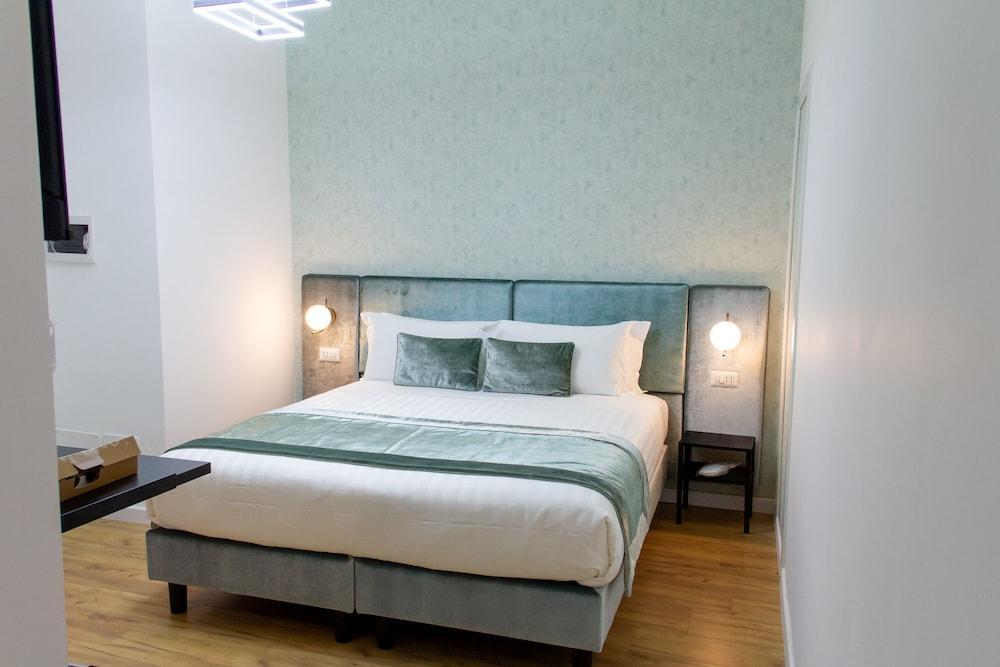 Home at Rome Vatican Suites Room Type - Economy Double or Twin Room