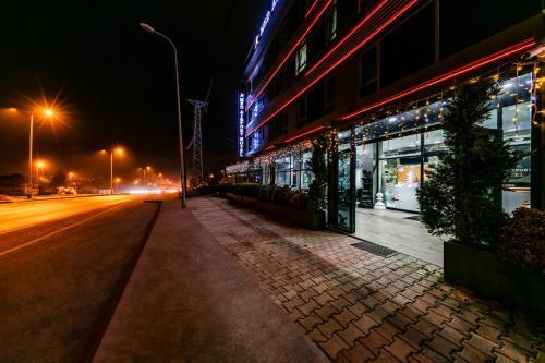 MED Airport Hotel