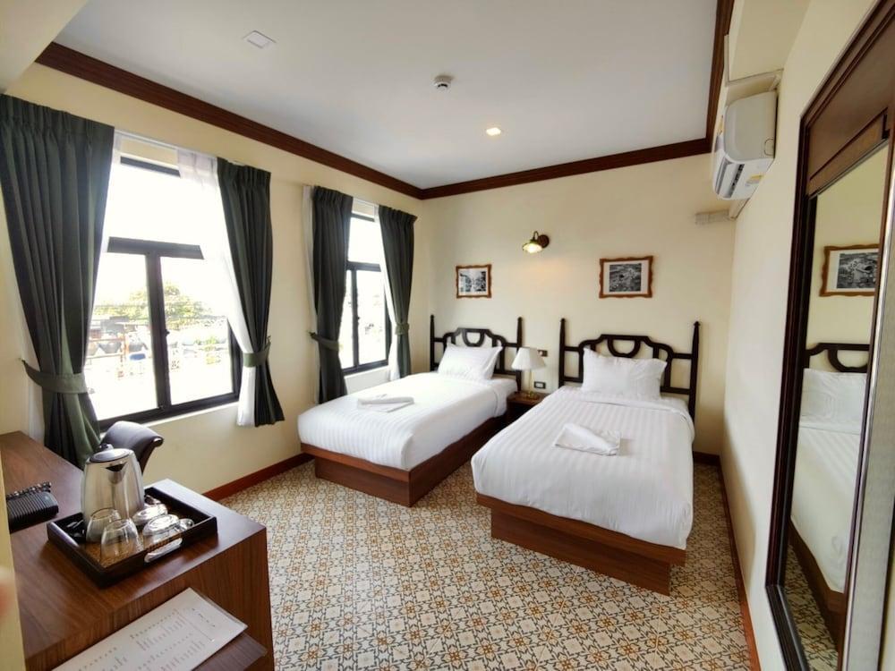 Baan Chao Khun Hotel Room Type - Superior Twin Room, City View Baan Chao Khun Hotel Room Type - Superior Twin Room, City View