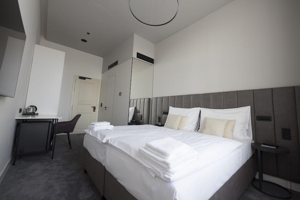 The Gold Bank Room Type - Superior Double or Twin Room