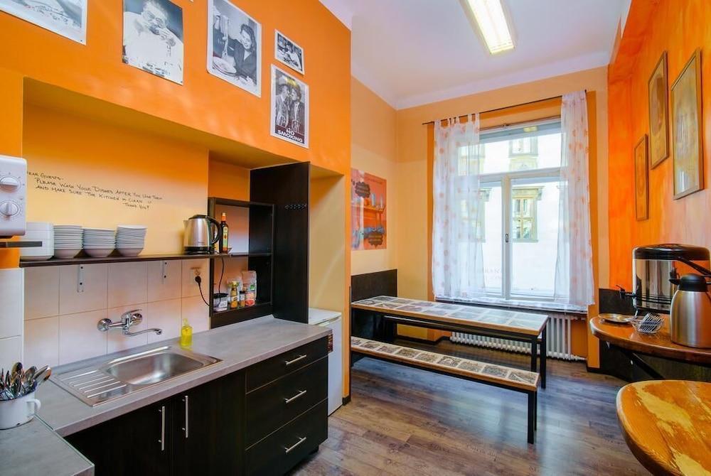 Best Spot Hostel - Tap to explore photos