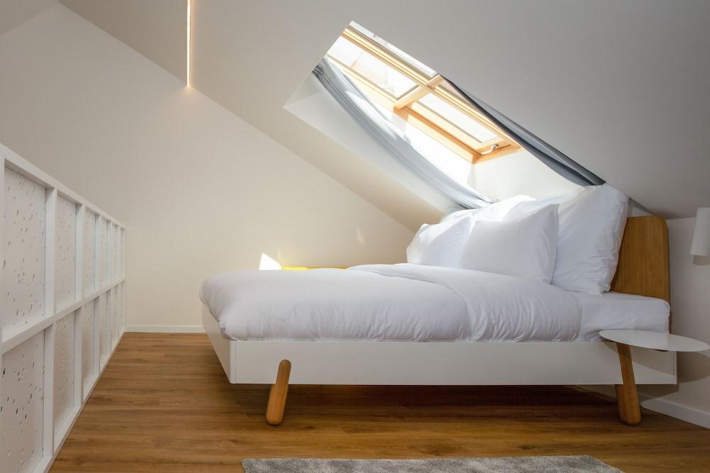 OREA Place Seno Room Type - Deluxe Loft