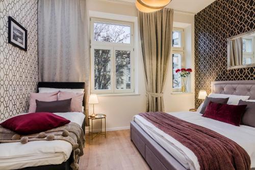 Royal APTs Prague by Michal&Friends - Tap to explore photos