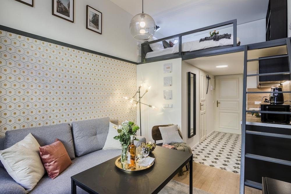 Royal APTs Prague by Michal&Friends Room Type - Studio (Apartment, Slezska 52)
