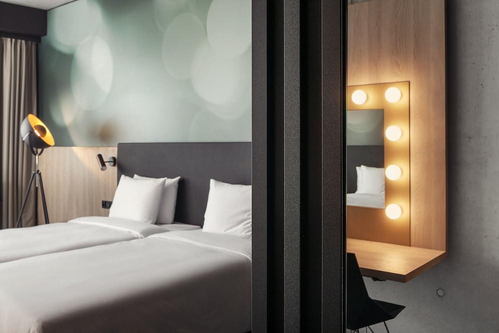 STAGES HOTEL Prague, a Tribute Portfolio Hotel Room Type - Comfort Triple Room, Multiple Beds