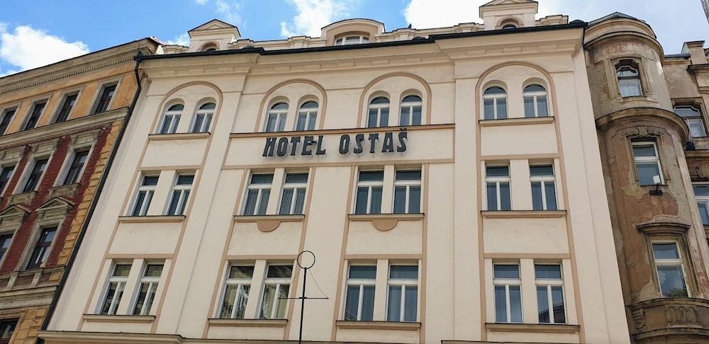 Hotel Ostaš - Tap to explore photos