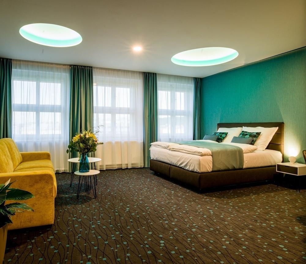 Hotel Planet Prague Room Type - Deluxe Room