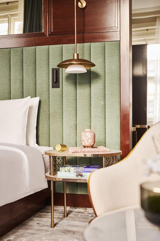 Andaz Prague Room Type - Studio Suite (Connecting)
