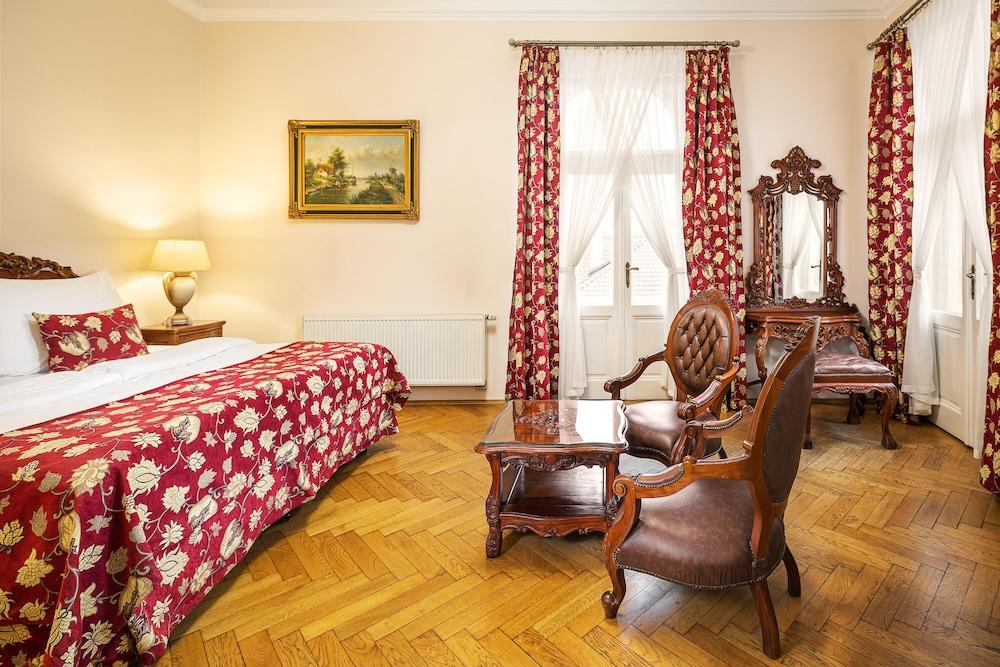BHG Apartments Prague Room Type - Apartment Estates Theatre