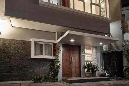 Bendungan Hilir Residence - Tap to explore photos