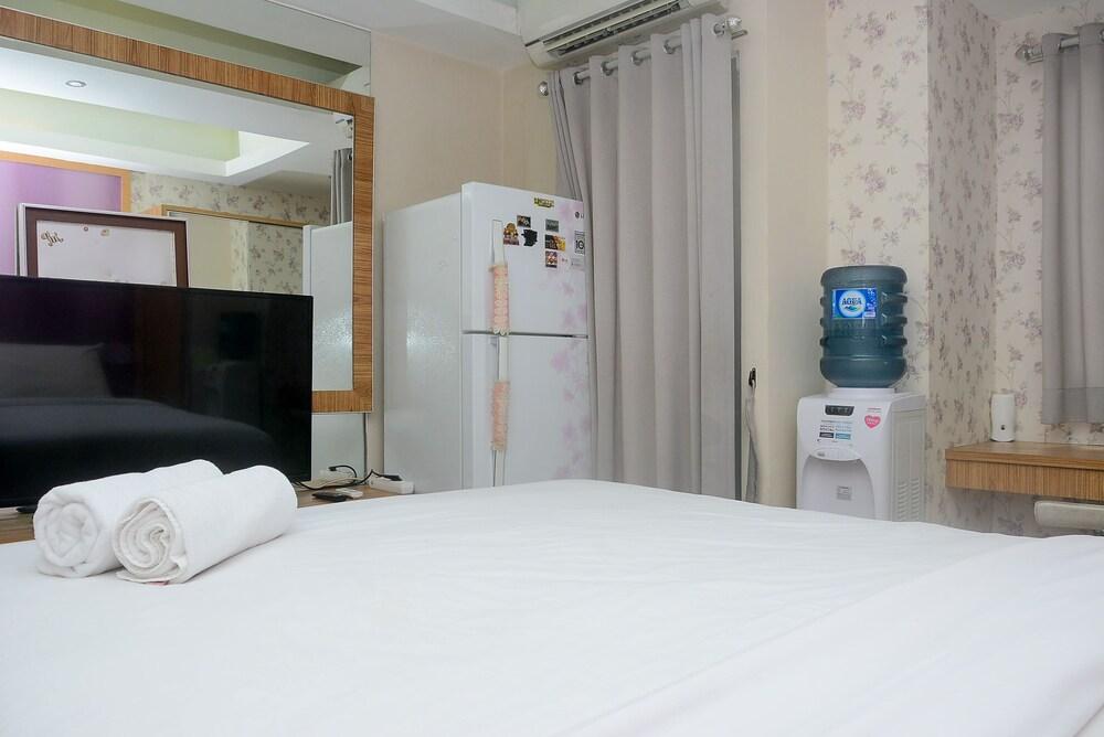 Homey Studio Pakubuwono Terrace Apartment