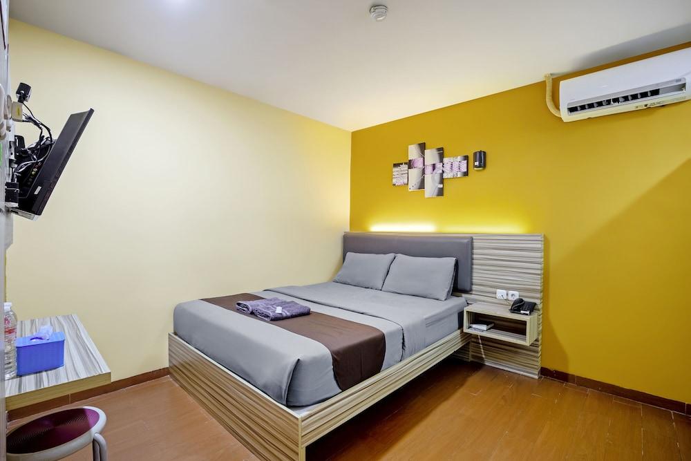 City Style Residence Room Type - Deluxe Room