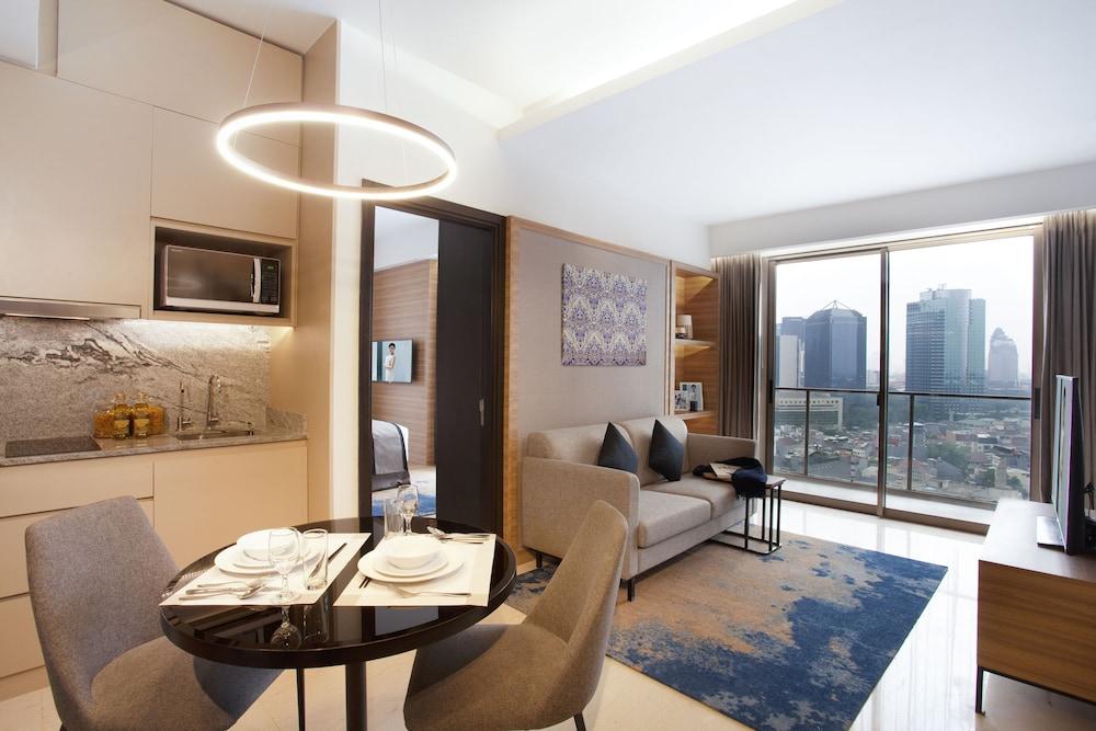 Somerset Sudirman Jakarta Room Type - Club Room, 2 Bedrooms