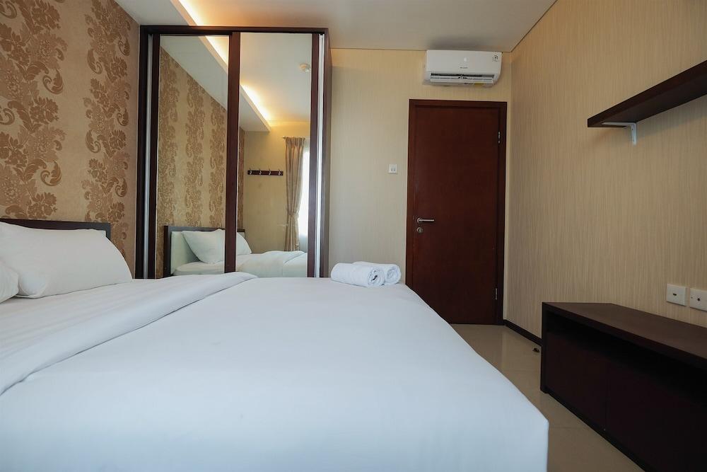 Strategic 2BR Apartment @ Thamrin Residence - Tap to explore photos
