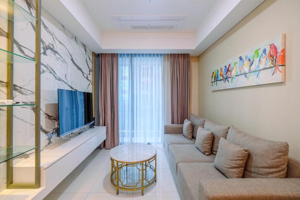 Spacious and Nice 3BR at Casa Grande Apartment - Tap to explore photos