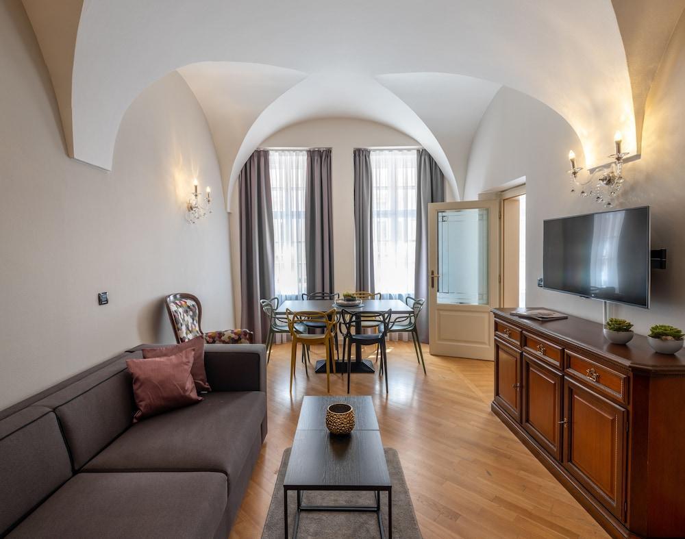 Chateau 9 Apartments by Adrez Living Room Type - Two Bedroom Apartment
