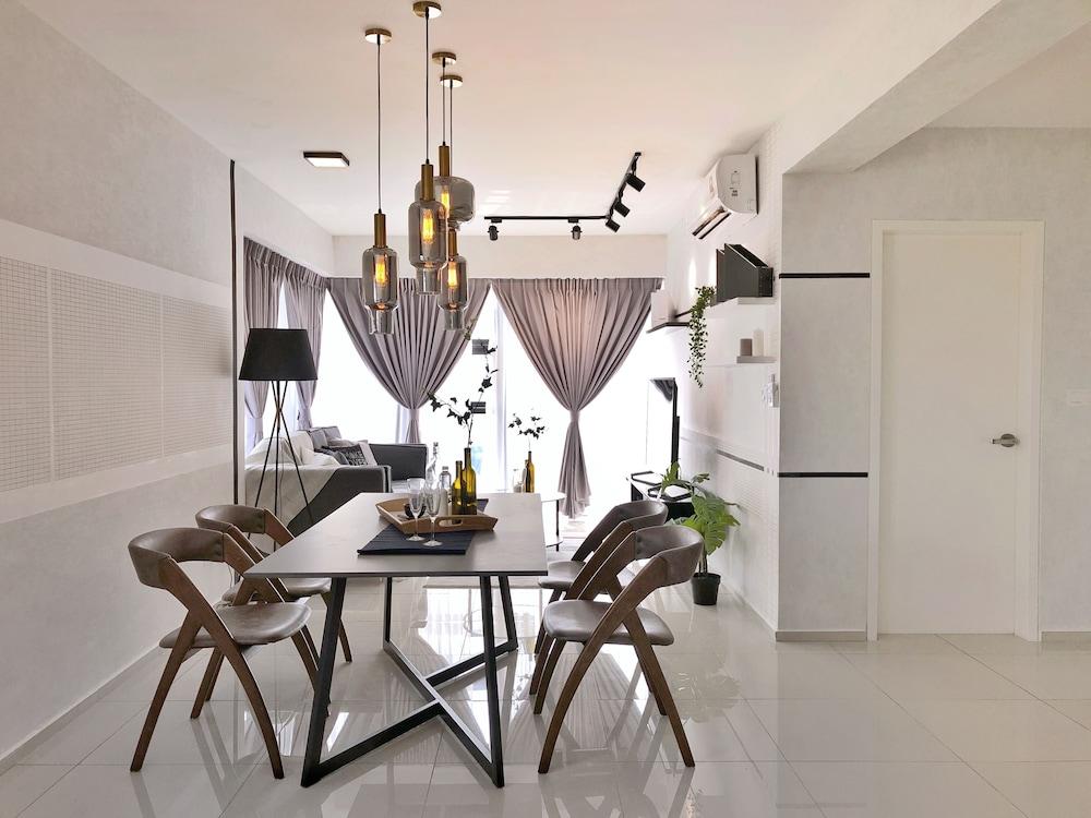 Ekocheras Suite Room Type - Deluxe Duplex