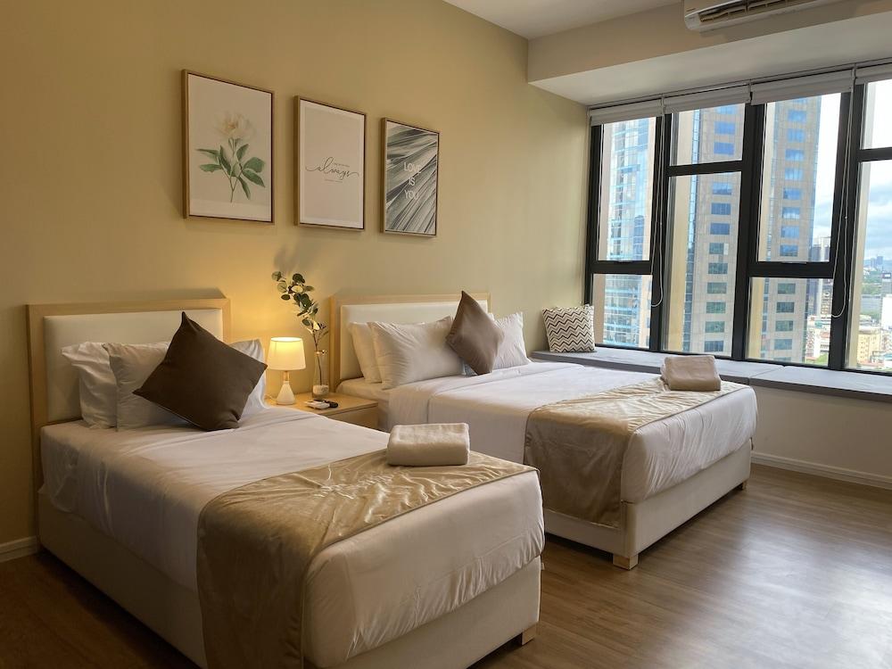 Ceylonz Suites by MyKey Room Type - Comfort Triple Studio