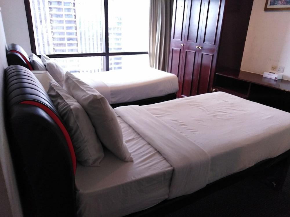 Millennium Service Suite at Times Square - Tap to explore photos