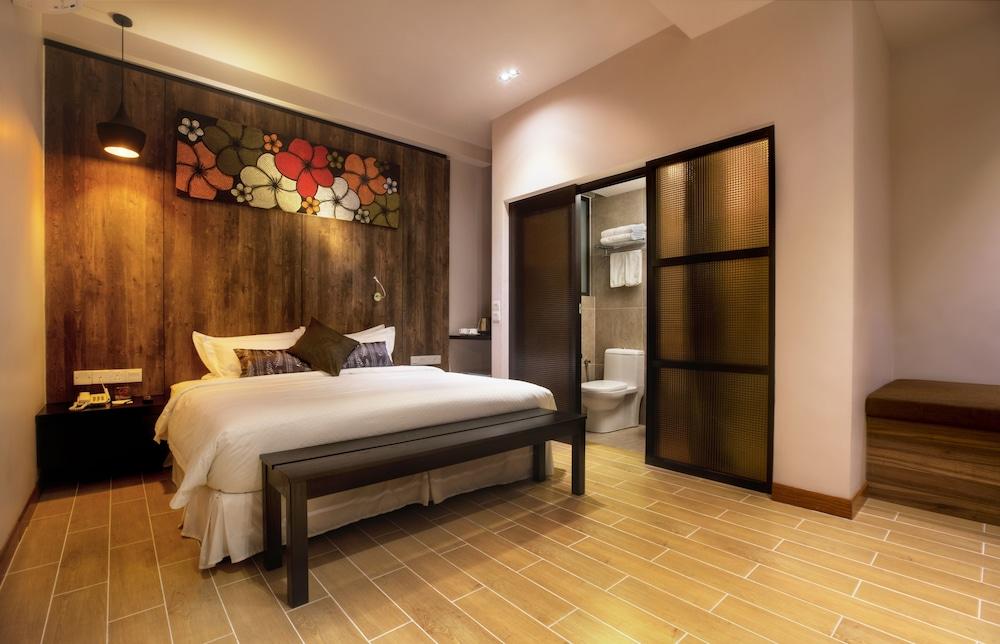 Hotel Twenty 8B Room Type - Deluxe King Room
