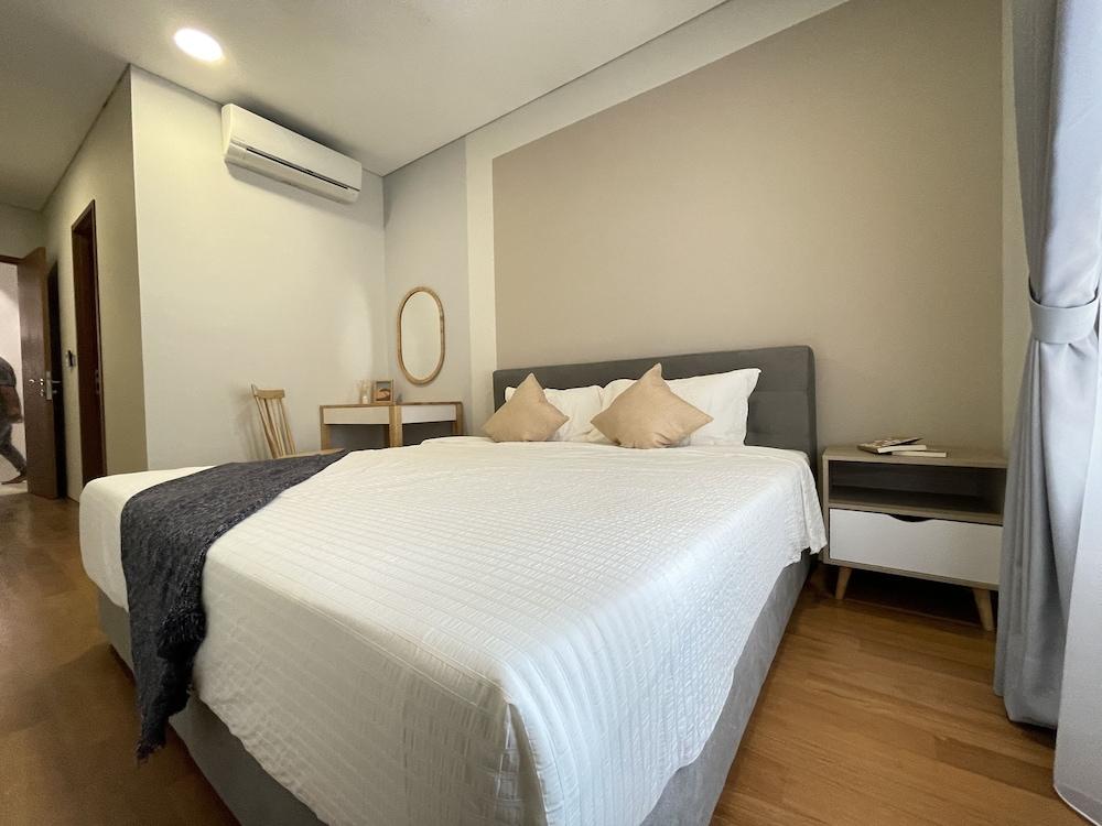 Sky Suites At KLCC Kuala Lumpur - Tap to explore photos