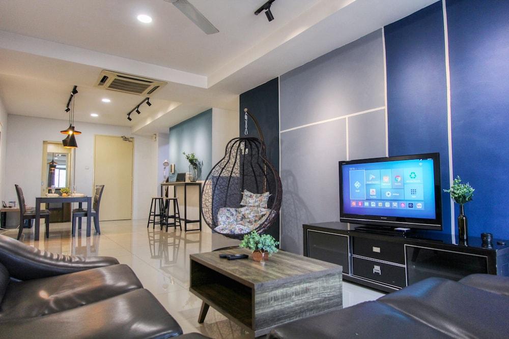 TaragonBintang Suites by Stay Hub Type2 - Tap to explore photos
