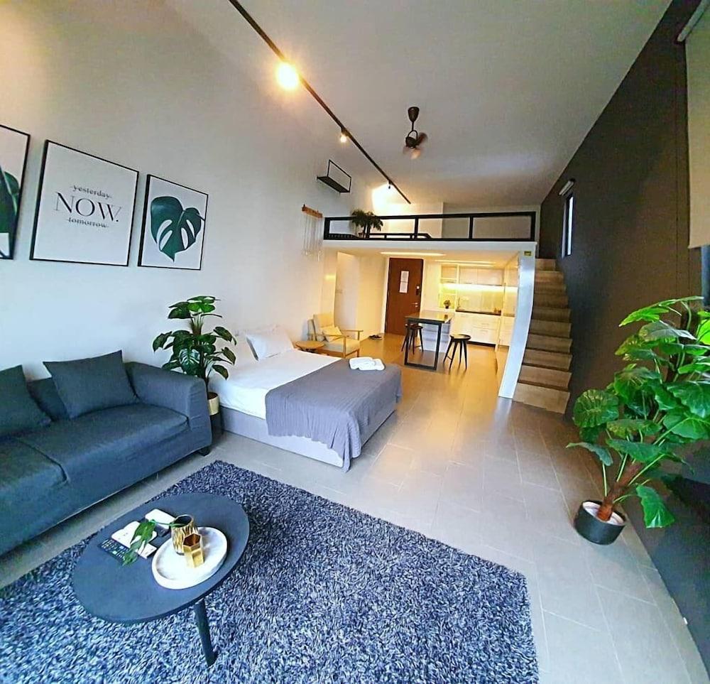 Establishment EST Bangsar By Greater Stay - Tap to explore photos