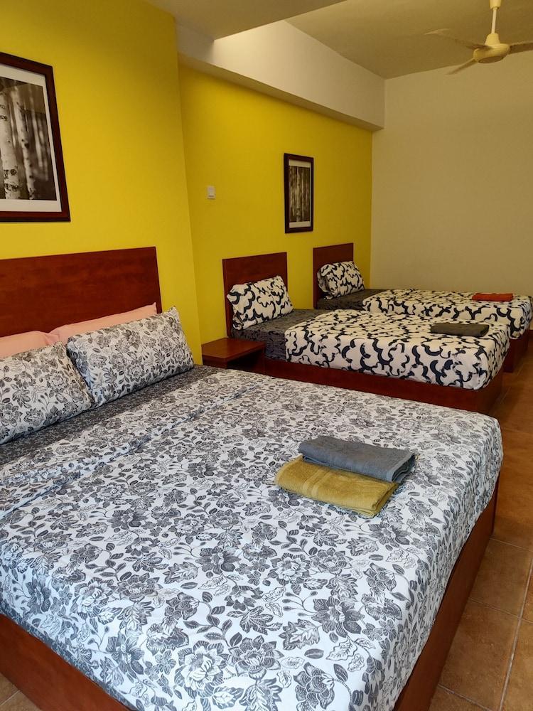 Pavilion Fahrenheit 88 - AJ home Room Type - Executive Apartment