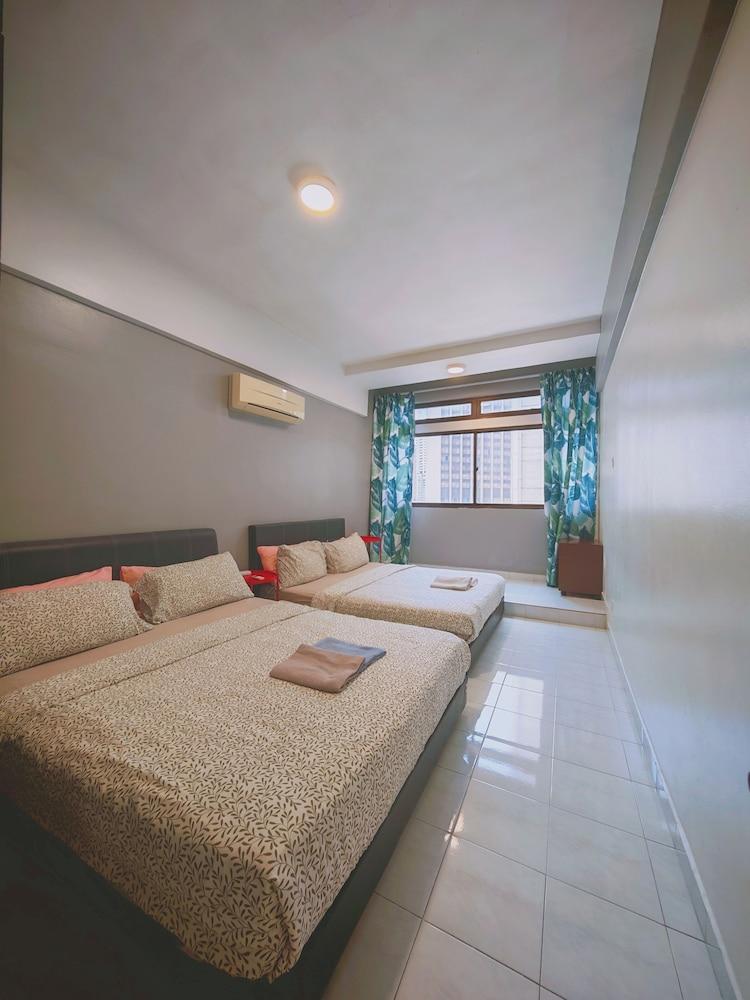 Pavilion Fahrenheit 88 - AJ home Room Type - Family Apartment