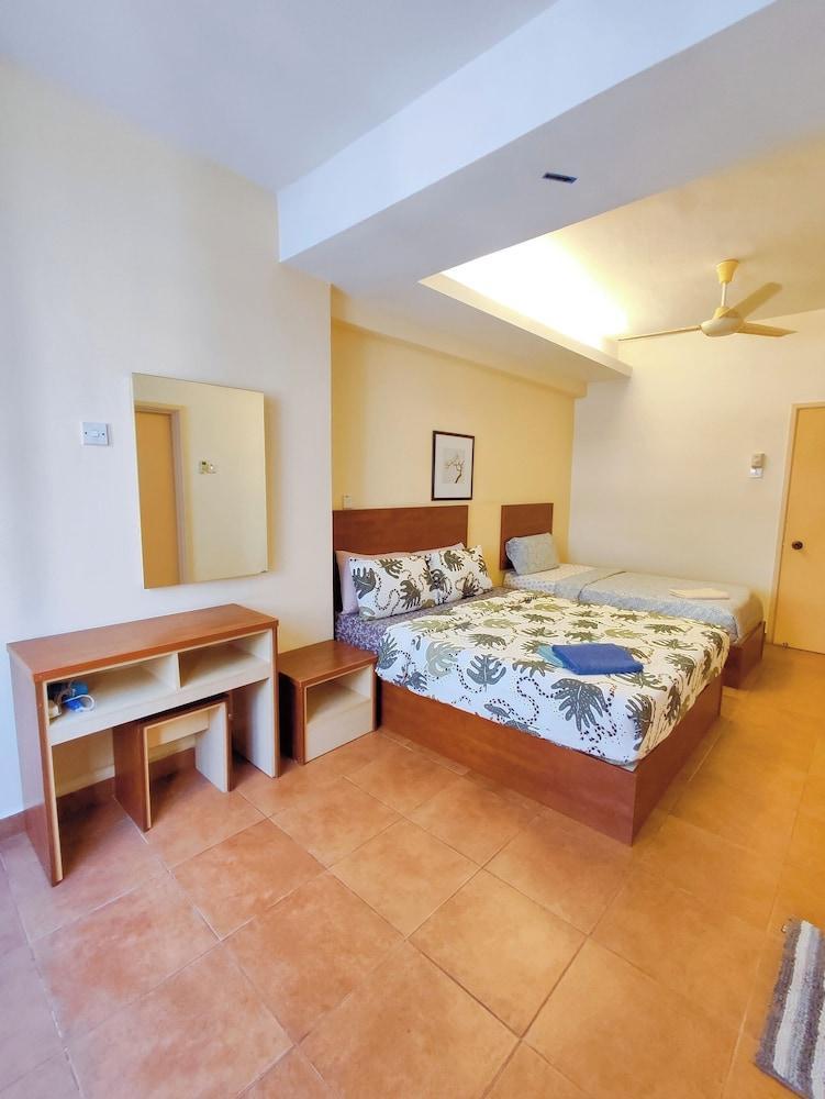 Pavilion Fahrenheit 88 - AJ home Room Type - Gallery Apartment