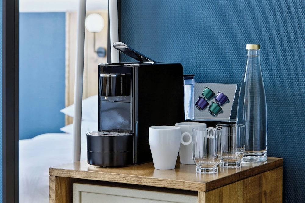 Four Points by Sheraton Paris Charles de Gaulle Airport Room Type - Superior Room, 1 King Bed