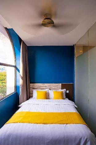 Beez Hotel Kuala Lumpur  - Tap to explore photos